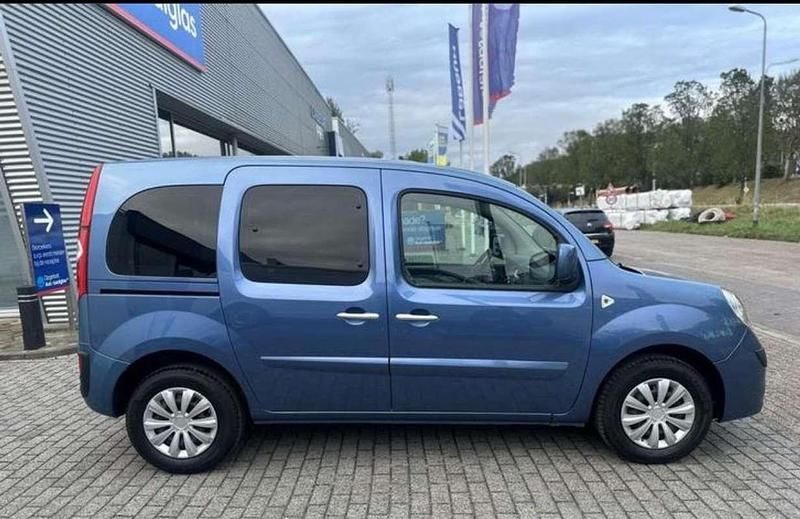Occasion 2011 Renault Kangoo Expression MPV | € 5.750 (Eerlijke prijs) - Afbeelding 1/4