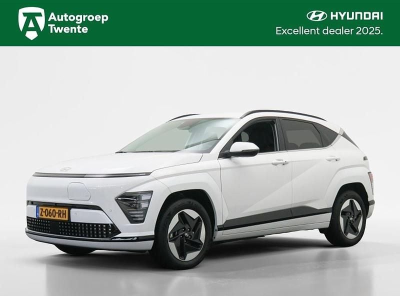 Wit Gebruikt 2024 Hyundai Kona Comfort SUV | € 34.445 (Super prijs) - Afbeelding 1/4