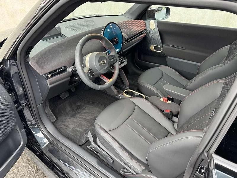 Occasion Mini Cooper 189 kW (258 PK) 2025 Grijs Hatchback