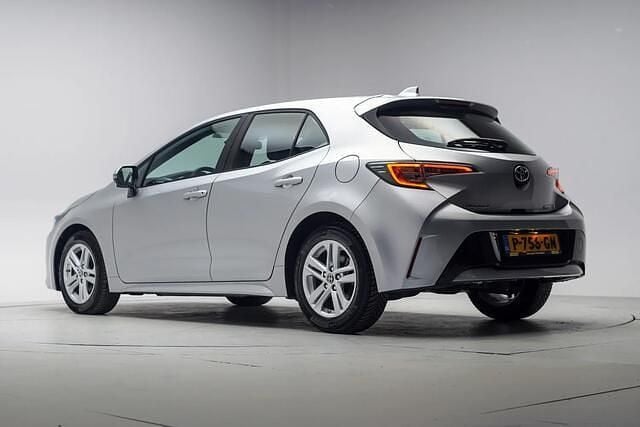 Occasion Toyota Corolla Business Edition 98 PK (72 kW) 2022 Grijs Hatchback