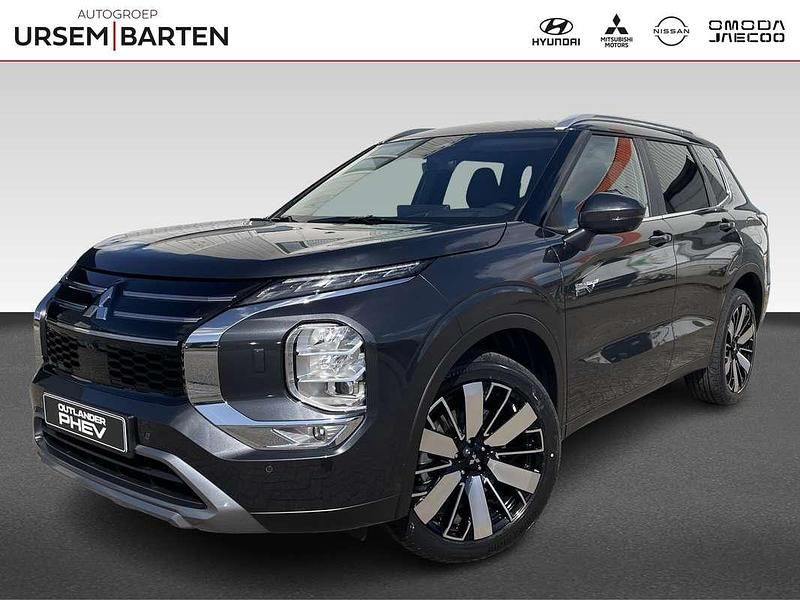 Grijs metallic Nieuw 2025 Mitsubishi Outlander P-HEV Edition SUV | € 51.830 (Eerlijke prijs) - Afbeelding 1/4