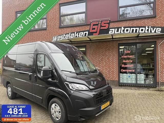 Zwart (metallic) Occasion 2024 Fiat Ducato S Van | € 28.999 (Eerlijke prijs) - Afbeelding 1/4