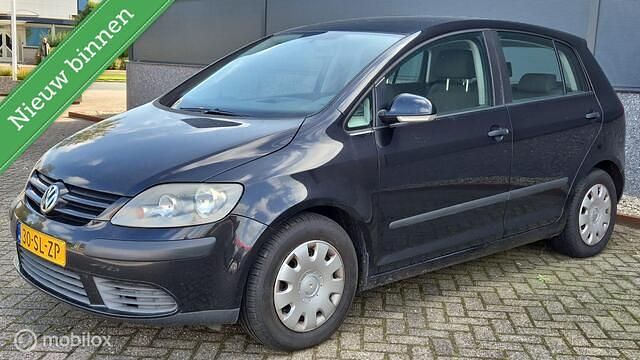 Zwart Gebruikt 2006 VW Golf V Comfortline Hatchback | € 1.699 (Super prijs) - Afbeelding 1/4