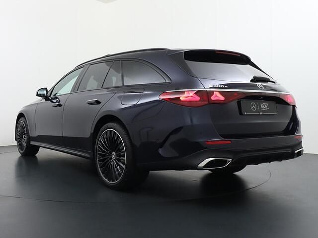 Nieuw Mercedes E300 Sport Edition 313 PK (230 kW) 2025 Blauw, metallic lak Stationwagen