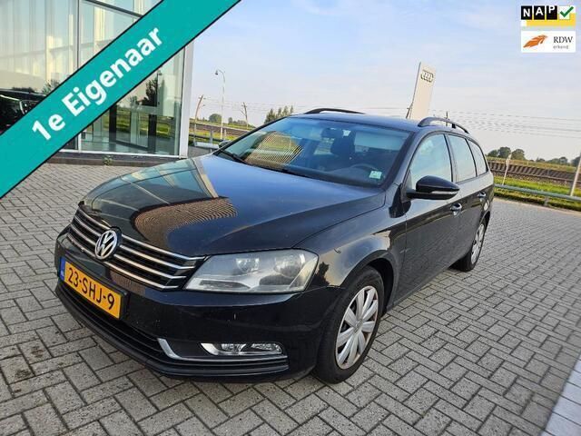 Zwart Gebruikt 2011 VW Passat Trendline Stationwagen | € 4.645 (Eerlijke prijs) - Afbeelding 1/4