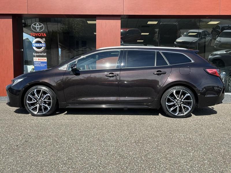 Stationwagon Occasion 2019 Toyota Corolla Executive Stationwagen | € 20.950 (Eerlijke prijs) - Afbeelding 1/4