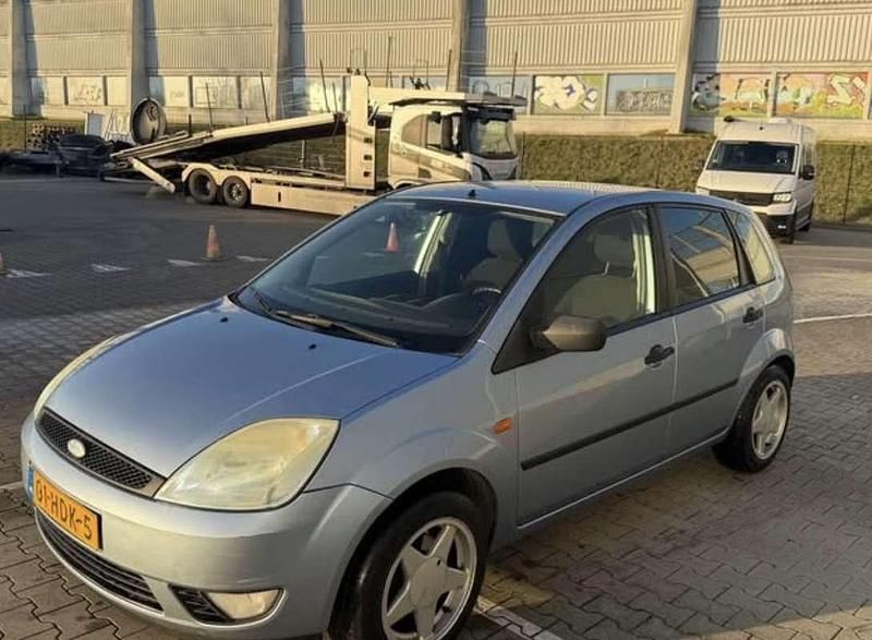 Occasion Ford Fiesta Ambiente 68 PK (50 kW) 2005 Blauw Sedan