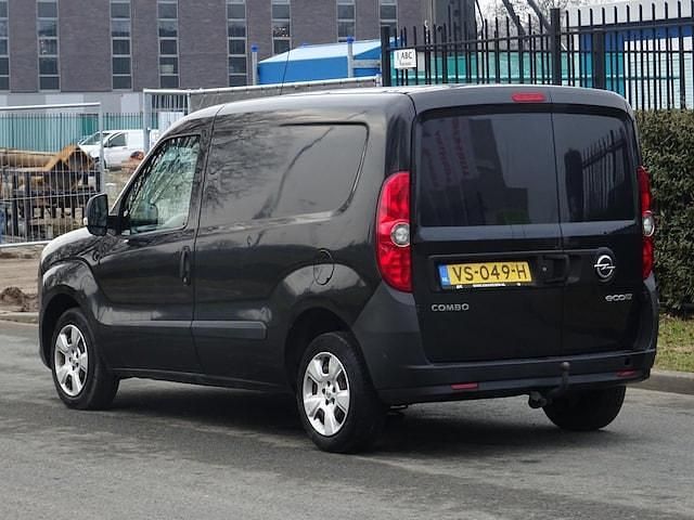 Occasion Opel Combo Sport 90 PK (66 kW) 2015 Zwart MPV