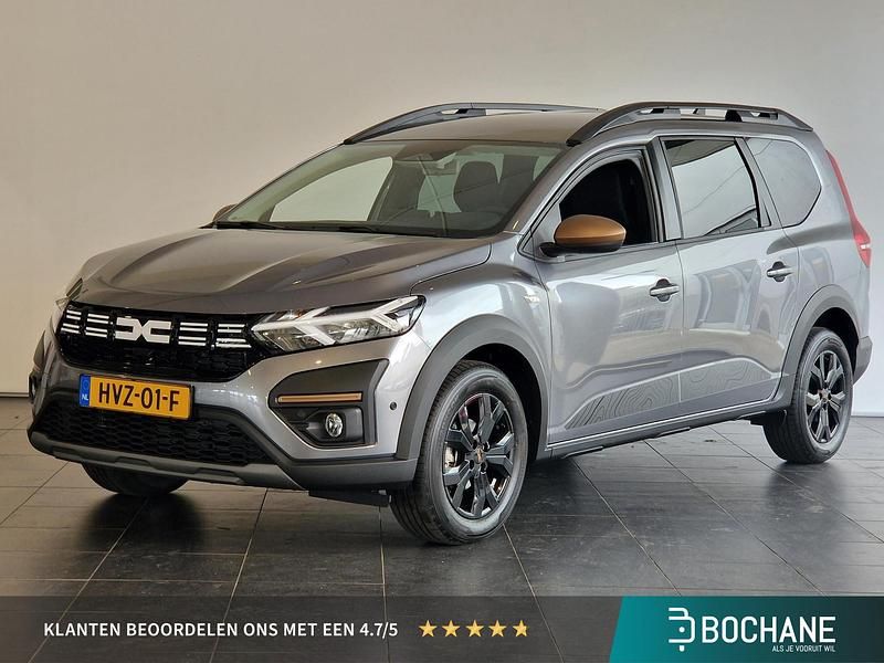 Grijs Gebruikt 2025 Dacia Jogger Extreme MPV | € 30.445 - Afbeelding 1/4