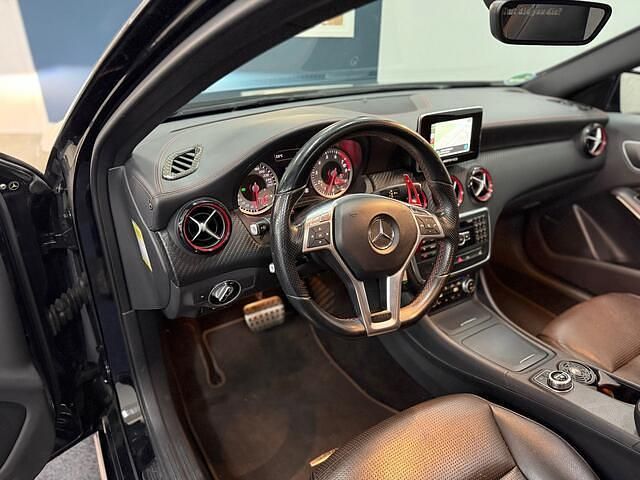 Occasion Mercedes A250 Ambition 211 PK (155 kW) 2013 Zwart Hatchback