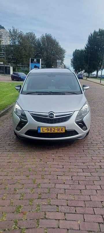 Occasion 2012 Opel Zafira Tourer Innovation MPV | € 6.800 (Eerlijke prijs) - Afbeelding 1/4