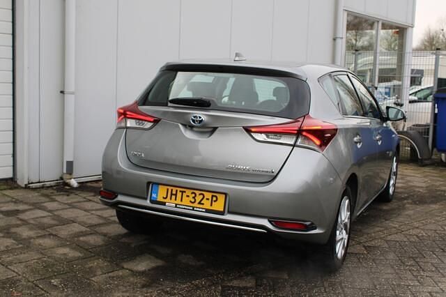 Occasion Toyota Auris 99 PK (72 kW) 2016 Grijs Hatchback