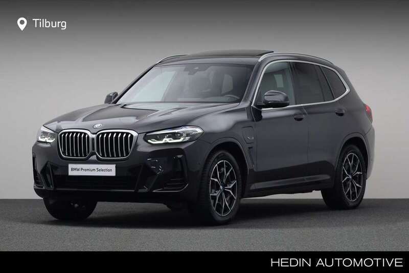 Grijs, metallic lak Gebruikt 2021 BMW X3 Executive SUV | € 49.880 - Afbeelding 1/4