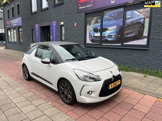 Wit Gebruikt 2015 Citroën DS3 Prestige Hatchback | € 5.399 (Eerlijke prijs) - Afbeelding 1/4