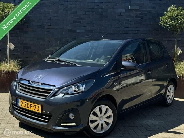 Blauw Gebruikt 2014 Peugeot 108 Active Hatchback | € 4.995 (Iets duurder) - Afbeelding 1/4
