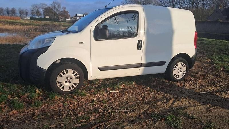 Wit Occasion 2015 Fiat Fiorino MPV | € 6.250 (Eerlijke prijs) - Afbeelding 1/4