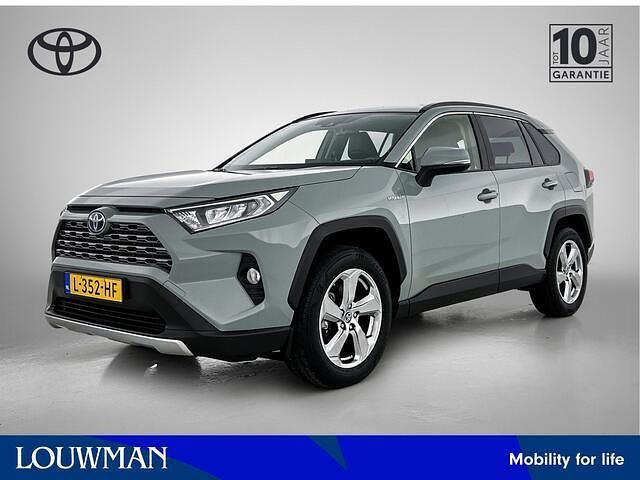 Groen Occasion 2021 Toyota RAV4 Style SUV | € 36.400 (Iets duurder) - Afbeelding 1/4