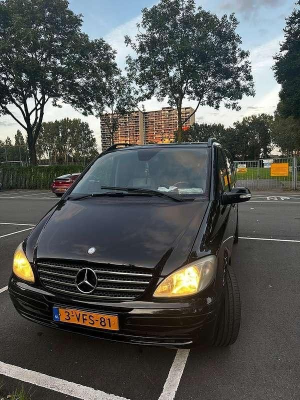 Zwart Gebruikt 2008 Mercedes Viano MPV | € 6.500 (Iets duurder) - Afbeelding 1/4