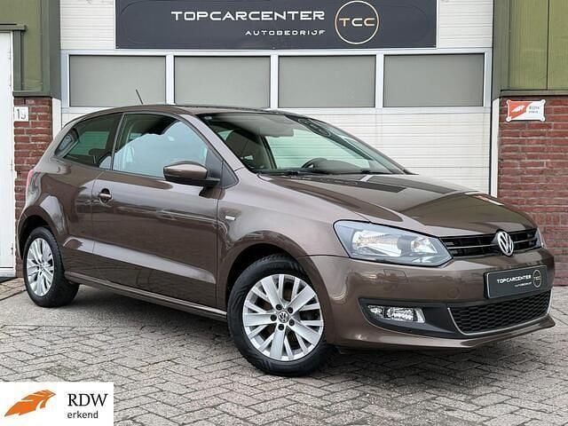 Bruin Gebruikt 2013 VW Polo Comfortline Hatchback | € 7.199 (Goede deal) - Afbeelding 1/4