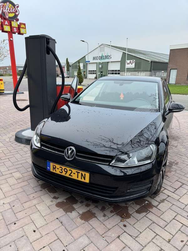 Gebruikt 2013 VW Golf VII Move Sedan | € 6.600 (Eerlijke prijs) - Afbeelding 1/4