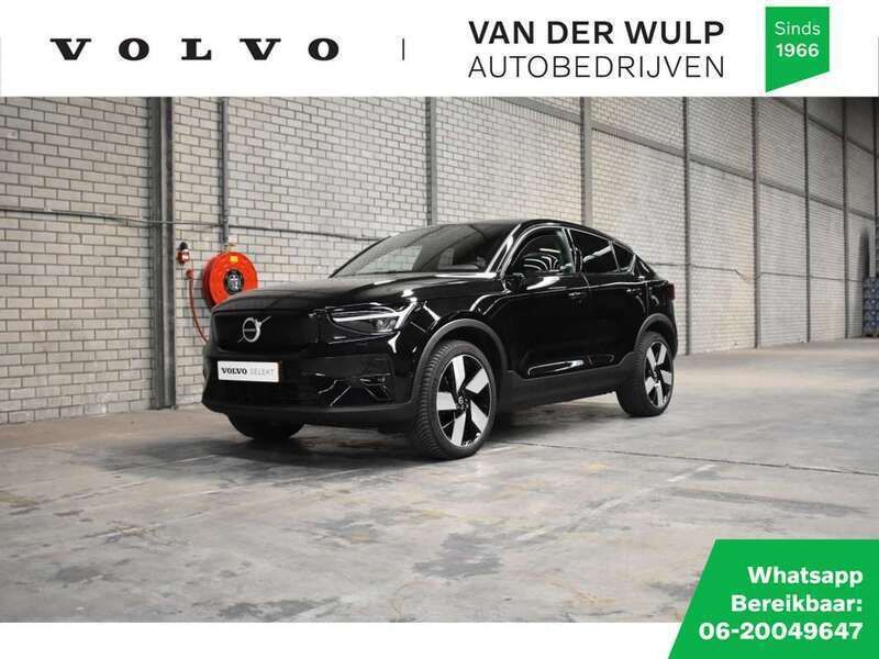 Zwart Gebruikt 2023 Volvo EC40 Ultimate SUV | € 52.950 - Afbeelding 1/4