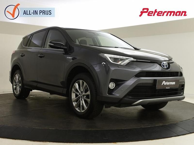 Grijs Gebruikt 2017 Toyota RAV4 Edition SUV | € 25.899 (Eerlijke prijs) - Afbeelding 1/4