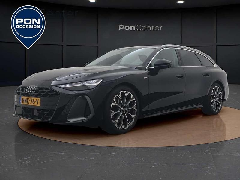 Groen, metallic lak Gebruikt 2025 Audi A6 S-Line Stationwagen | € 79.950 - Afbeelding 1/3