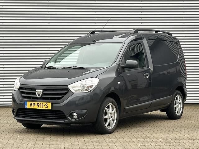 Komeetgrijs kna Occasion 2015 Dacia Dokker MPV | € 5.750 (Eerlijke prijs) - Afbeelding 1/4