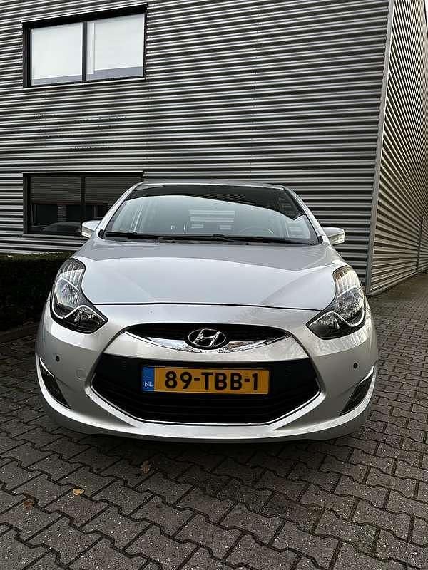 Occasion Hyundai ix20 125 PK (91 kW) 2012 Grijs Hatchback