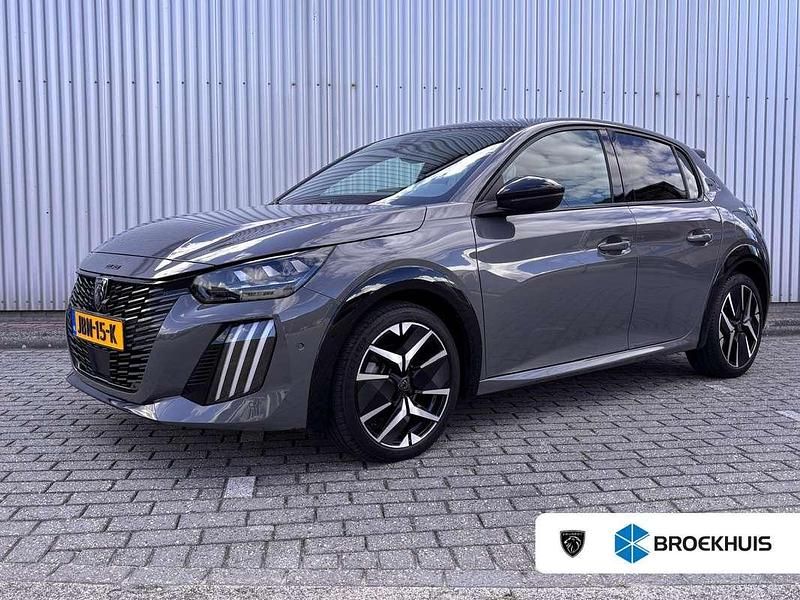 Grijs Gebruikt 2024 Peugeot 208 GT Hatchback | € 26.400 (Eerlijke prijs) - Afbeelding 1/4