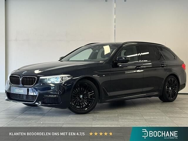 Zwart Gebruikt 2019 BMW 520 Executive Stationwagen | € 30.750 (Eerlijke prijs) - Afbeelding 1/4