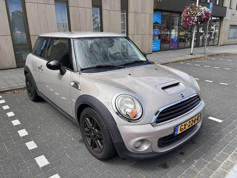 Gebruikt 2013 Mini ONE Hatchback | € 5.500 (Goede deal) - Afbeelding 1/4