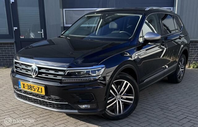 Zwart Gebruikt 2018 VW Tiguan Allspace Highline SUV | € 31.950 (Goede deal) - Afbeelding 1/4