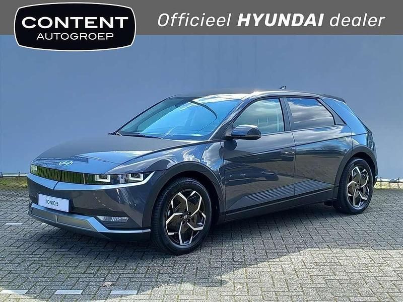 Ecotronic gray (grijs metallic) Gebruikt 2024 Hyundai Ioniq 5 SUV | € 43.440 (Iets duurder) - Afbeelding 1/4