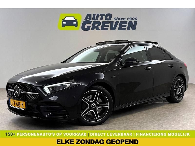 Zwart Gebruikt 2021 Mercedes A250 AMG Sedan | € 24.900 (Eerlijke prijs) - Afbeelding 1/4