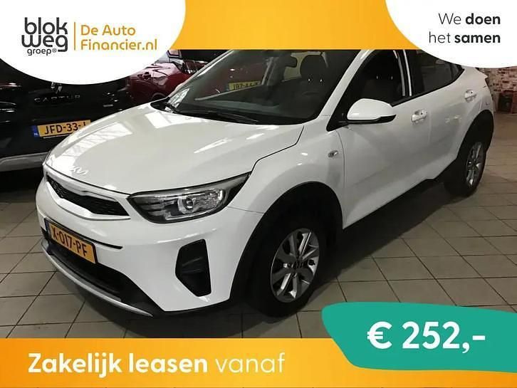 Occasion 2023 Kia Stonic SUV | € 14.850 (Super prijs) - Afbeelding 1/2