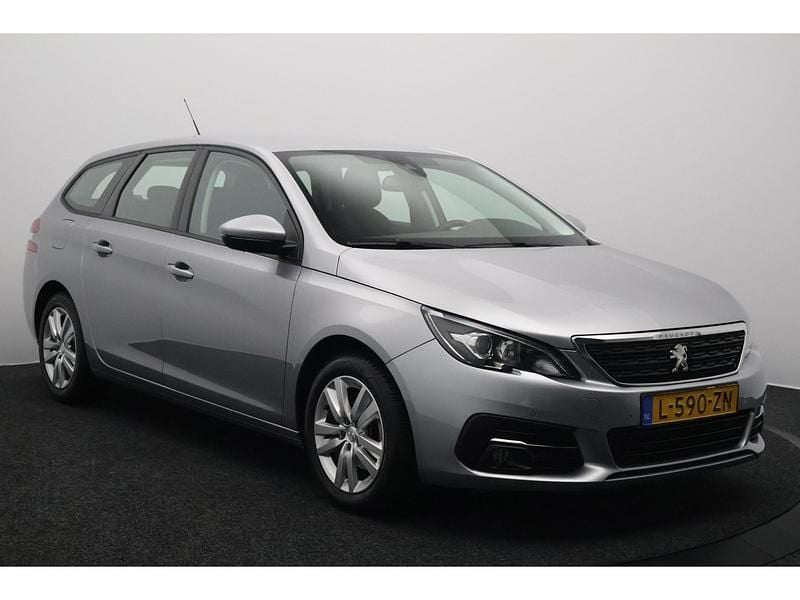 Occasion Peugeot 308 Active 112 PK (82 kW) 2021 Grijs Stationwagen