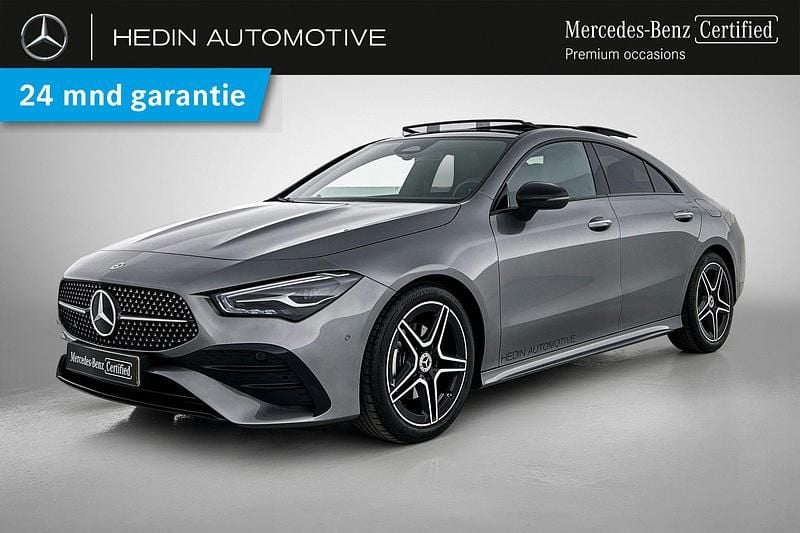 Grijs Gebruikt 2025 Mercedes CLA180 AMG line Sedan | € 47.900 (Duur) - Afbeelding 1/4