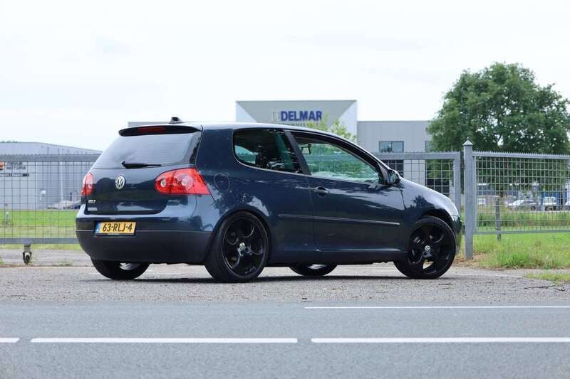 Blauw Gebruikt 2006 VW Golf V Hatchback | € 2.700 (Eerlijke prijs) - Afbeelding 1/4