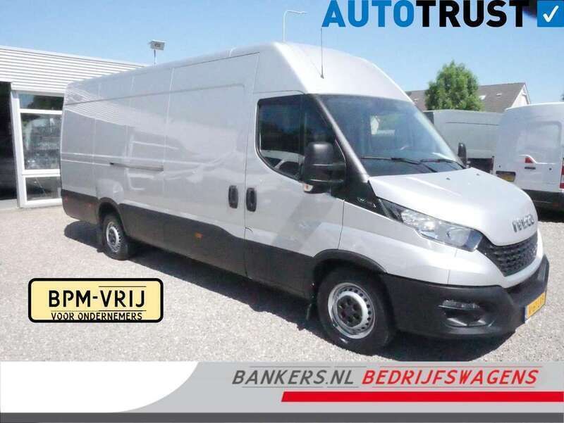 Grijs Gebruikt 2021 Iveco Daily Van | € 21.950 (Goede deal) - Afbeelding 1/4