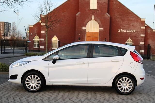 Occasion Ford Fiesta Style 80 PK (58 kW) 2017 Wit Hatchback