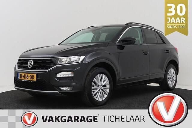 Zwart Occasion 2020 VW T-Roc Style SUV | € 21.445 (Super prijs) - Afbeelding 1/3