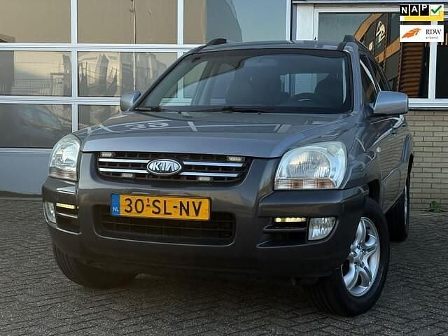 Grijs Occasion 2006 Kia Sportage SUV | € 3.950 (Eerlijke prijs) - Afbeelding 1/4