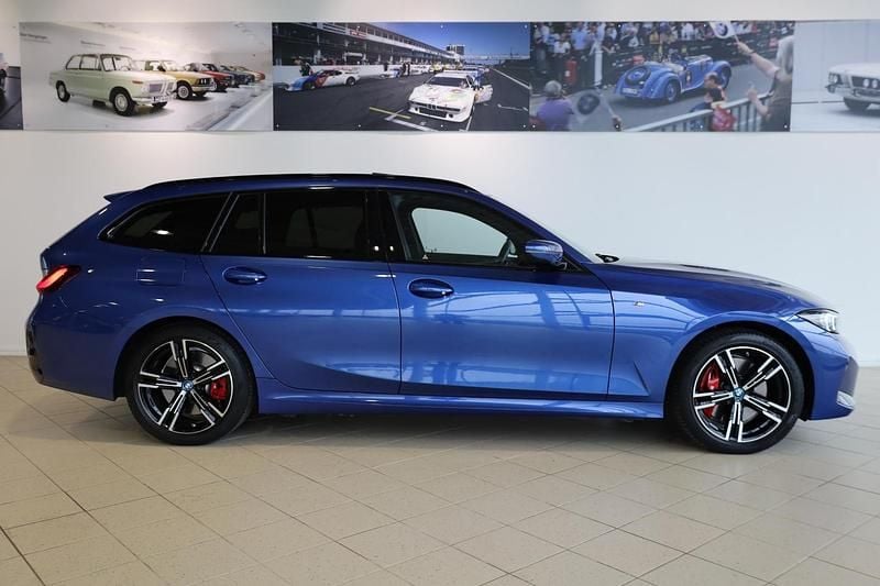 Occasion BMW 330e M Sport 292 PK (214 kW) 2024 Blauw Stationwagen