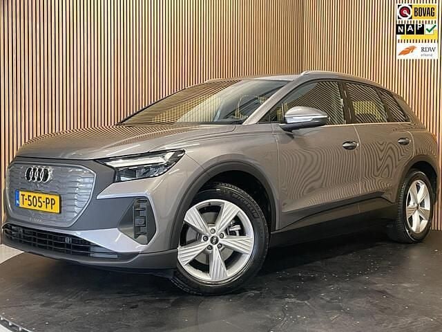 Grijs Gebruikt 2023 Audi Q4 e-tron SUV | € 29.795 - Afbeelding 1/2