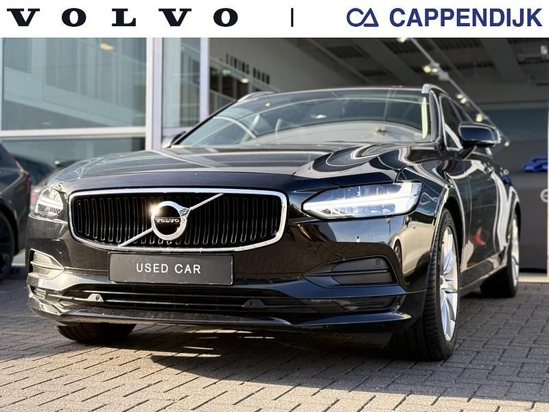 Zwart Gebruikt 2019 Volvo V90 Momentum Stationwagen | € 30.745 (Goede deal) - Afbeelding 1/4