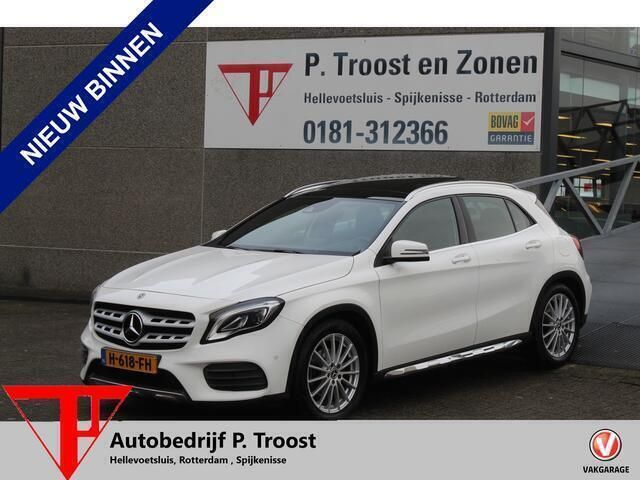 Wit Gebruikt 2018 Mercedes GLA180 AMG line SUV | € 24.950 (Iets duurder) - Afbeelding 1/4