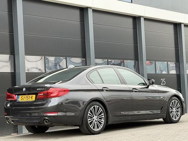 Occasion BMW 520 Sport Line 190 PK (139 kW) 2018 Grijs Sedan