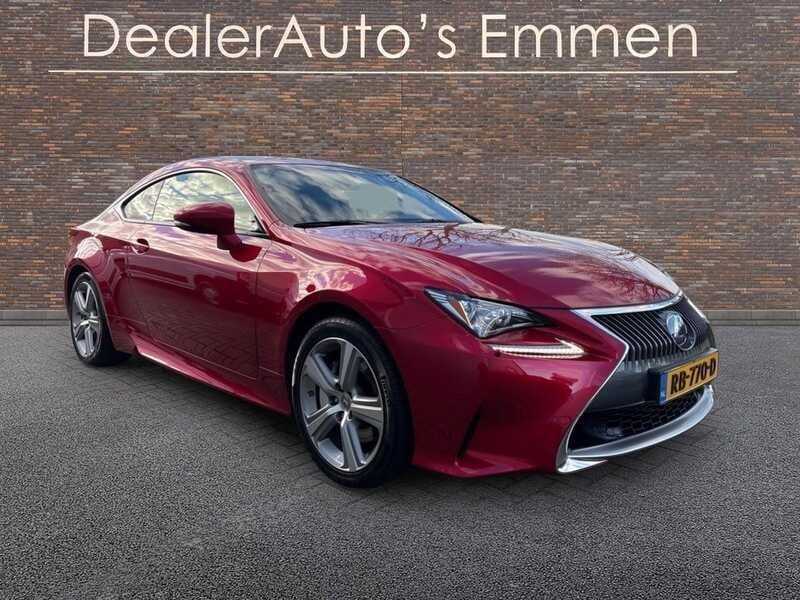 Rood Gebruikt 2017 Lexus RC300h Business Edition Coupé | € 29.999 (Eerlijke prijs) - Afbeelding 1/4