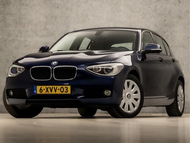Blauw Gebruikt 2014 BMW 116 Luxury Line Hatchback | € 14.445 (Iets duurder) - Afbeelding 1/4